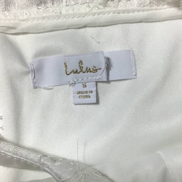 LULU'S S White Dance All Evening Halter Lace Maxi Dress NEW 0B16 *flaw - Picture 7 of 10